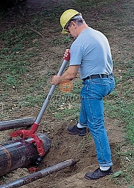 Применение роторного трубореза Reed Low Clearance Rotary Cutter LCRC12X